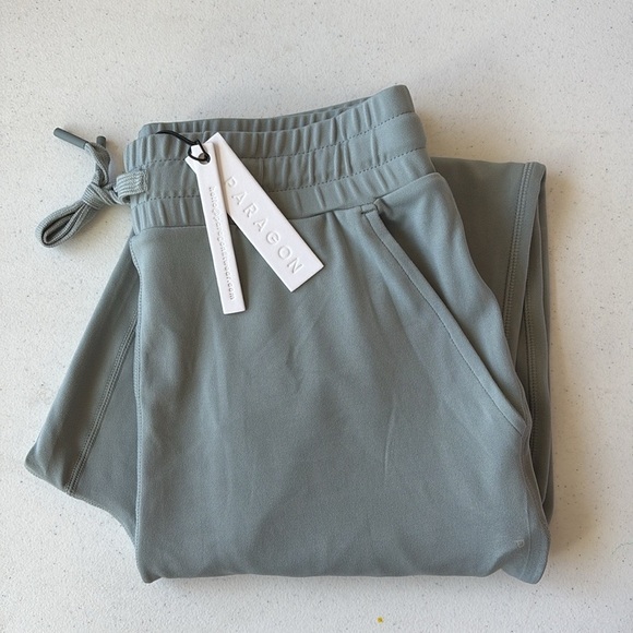Paragon Pull On Pants Size SMALL New! - Picture 1 of 5